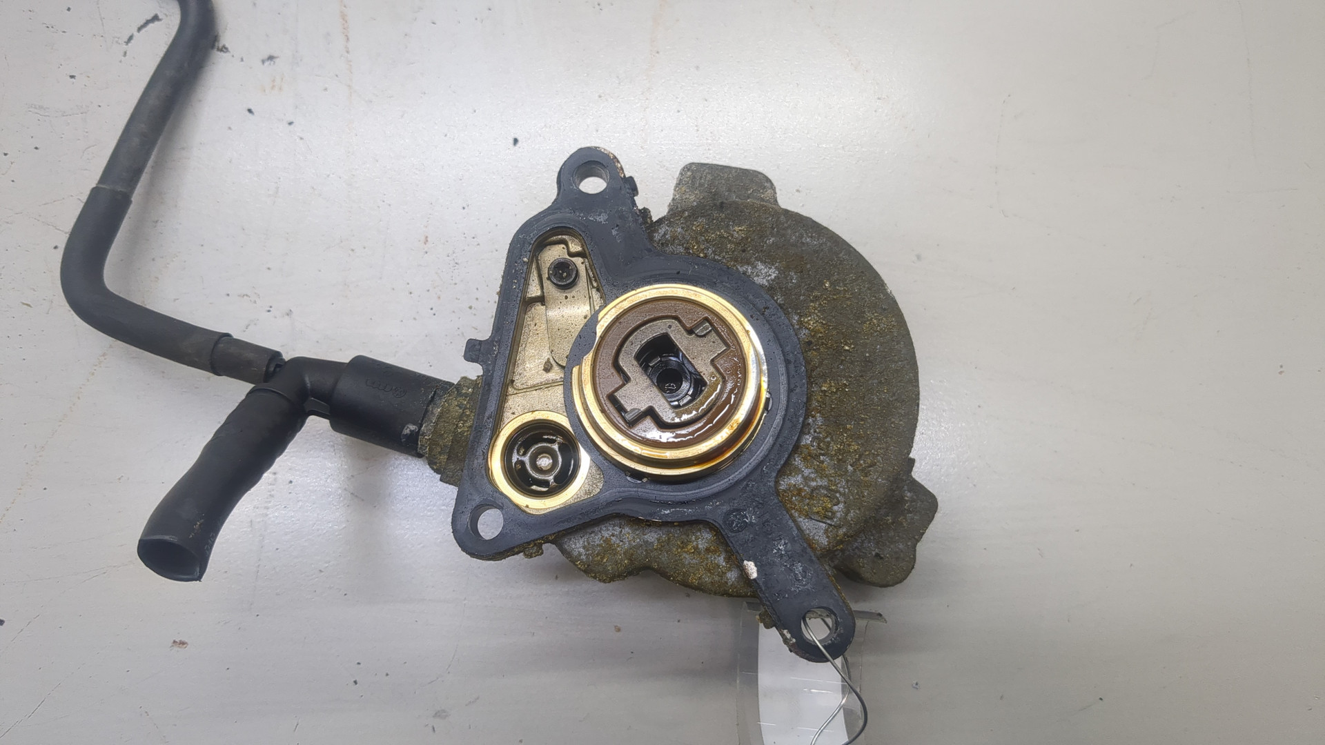 Насос вакуумный