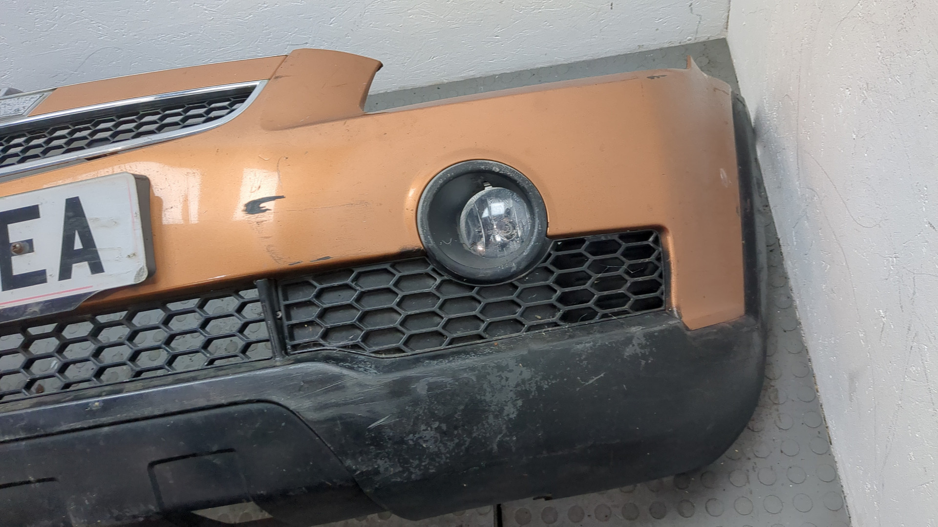 Бампер передний