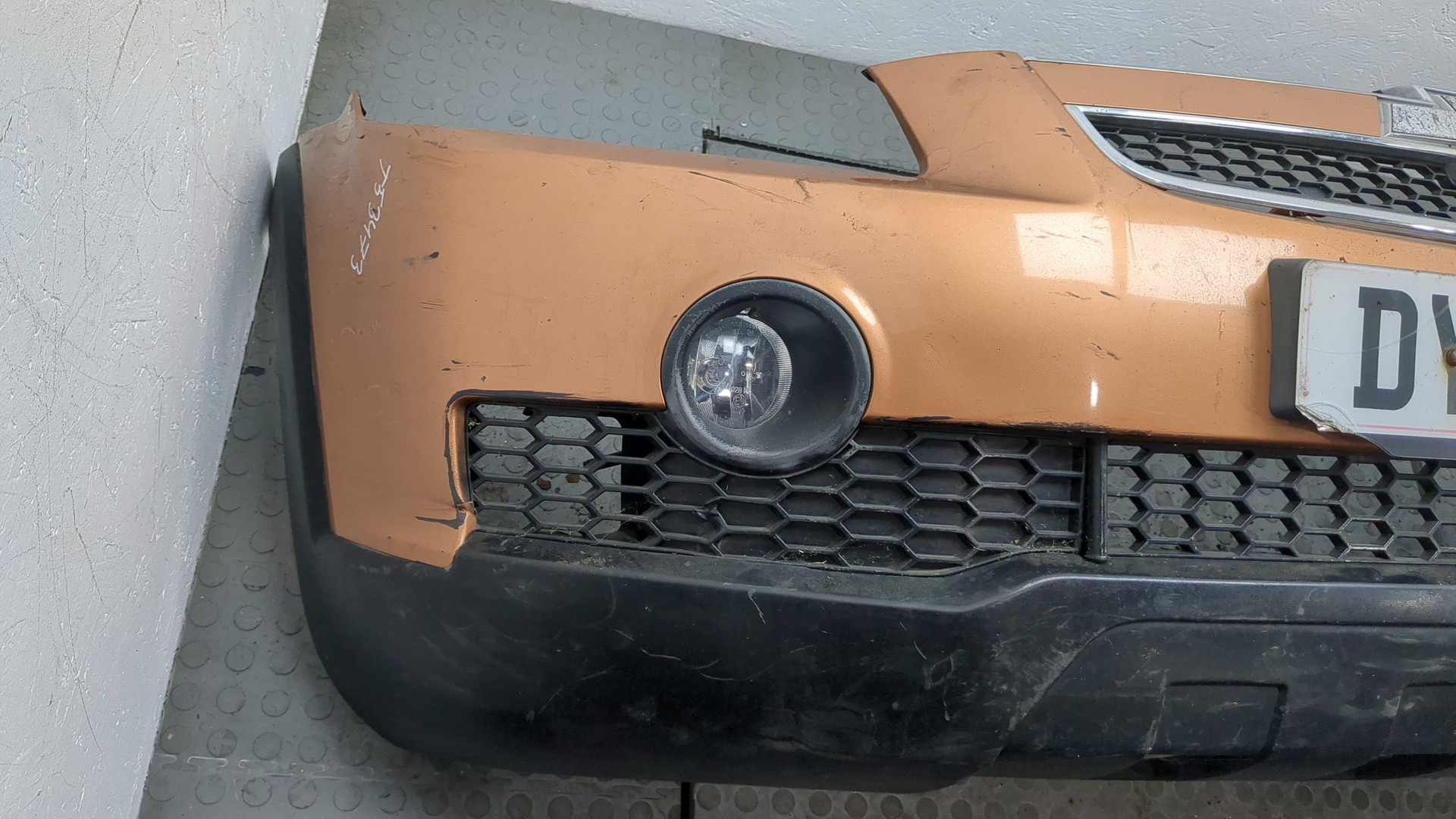 Бампер передний