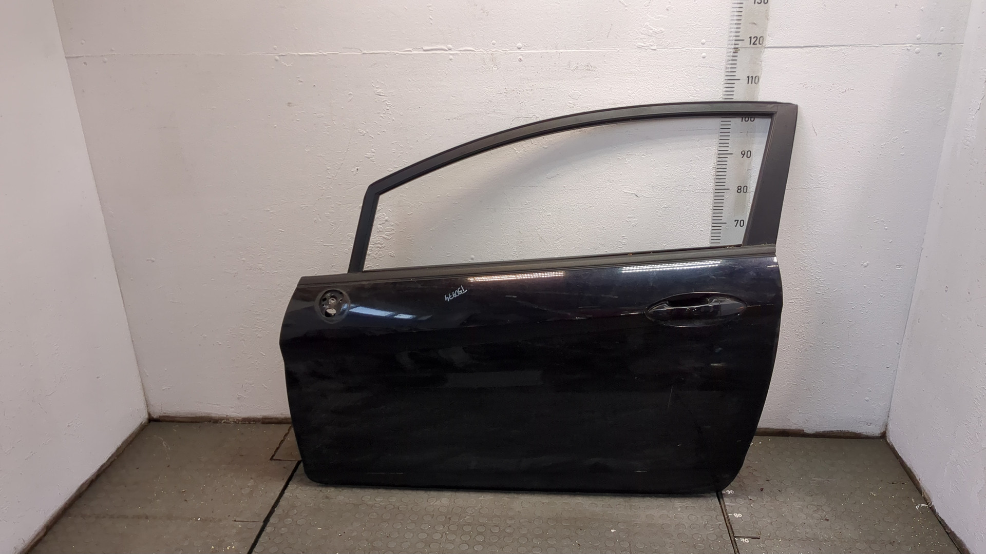 Дверь передняя левая