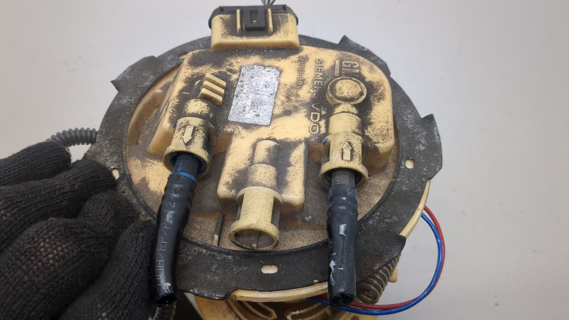 Насос топливный электрический