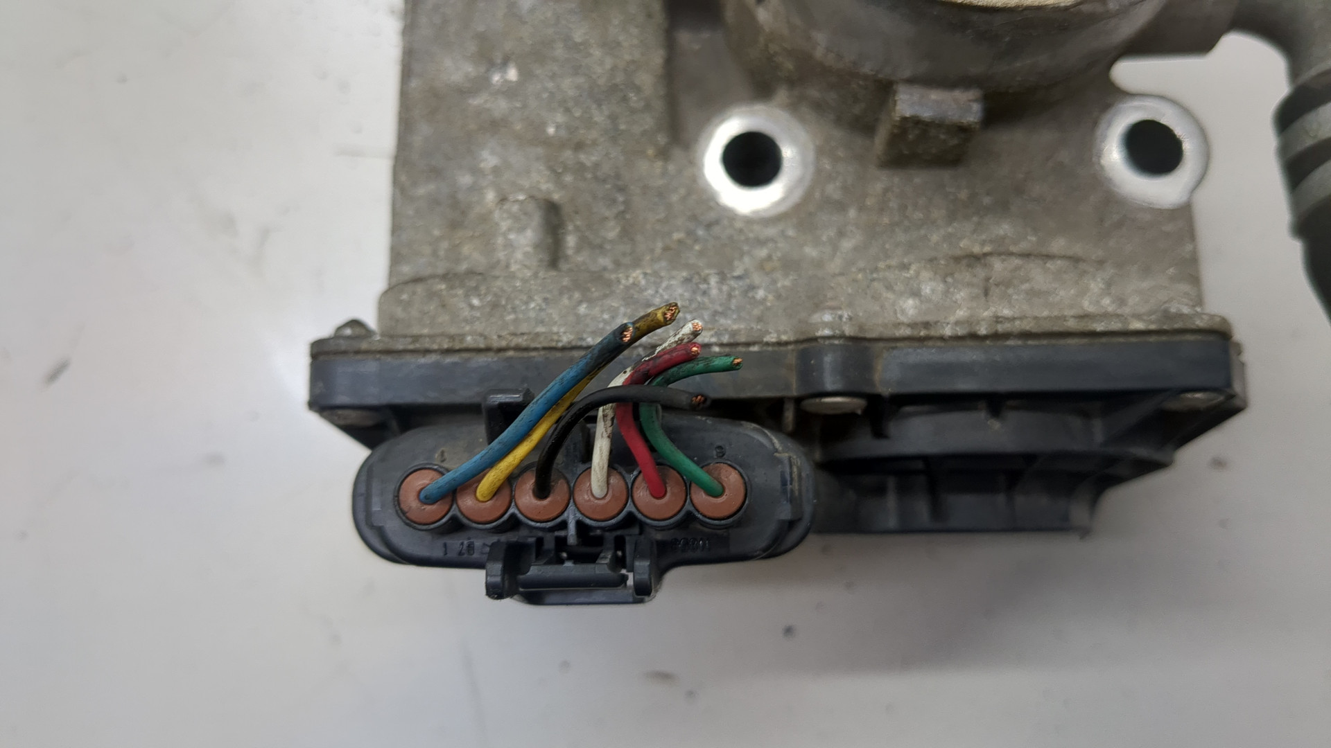 Заслонка дроссельная электрическая