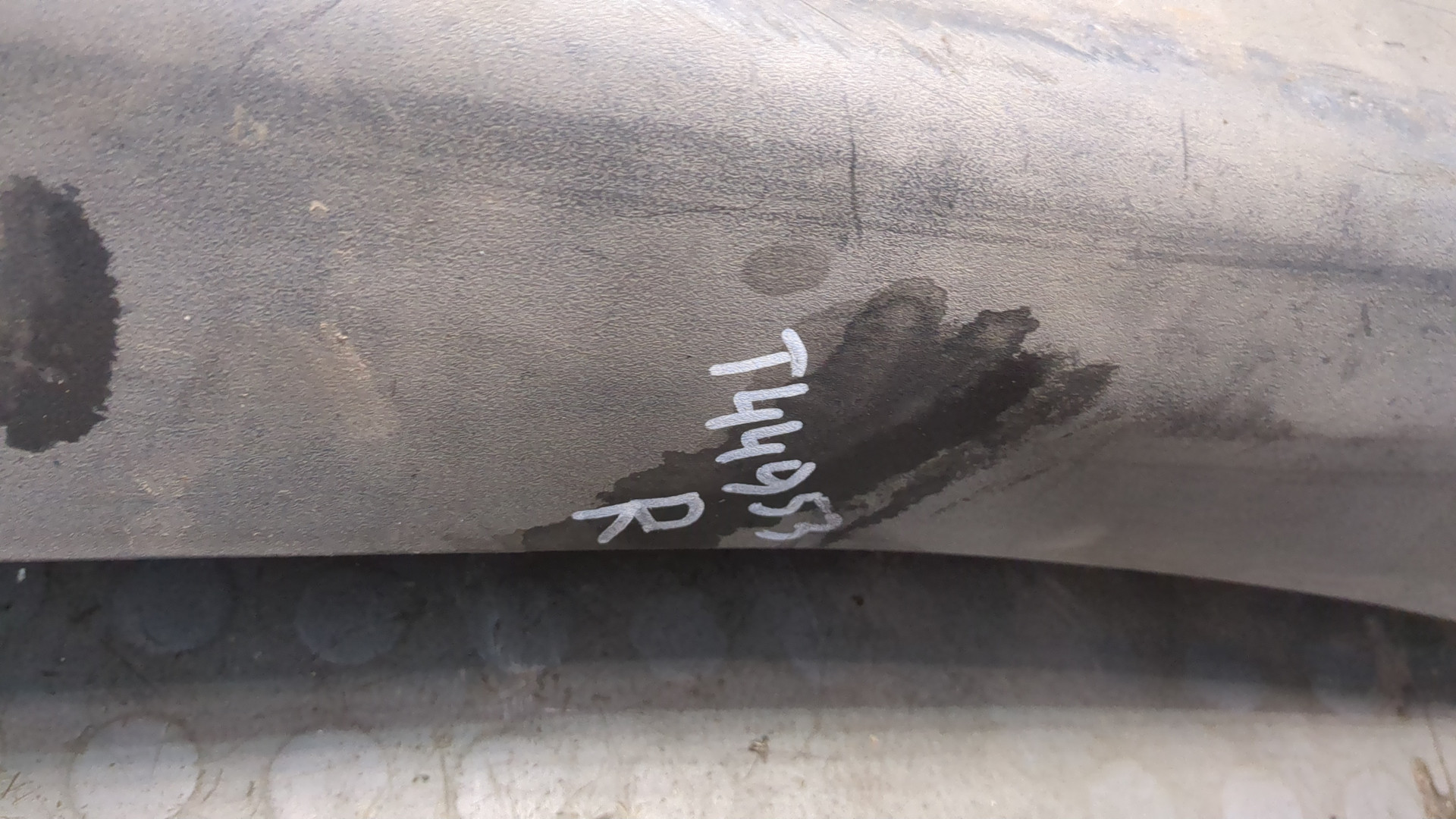 Крыло заднее правое