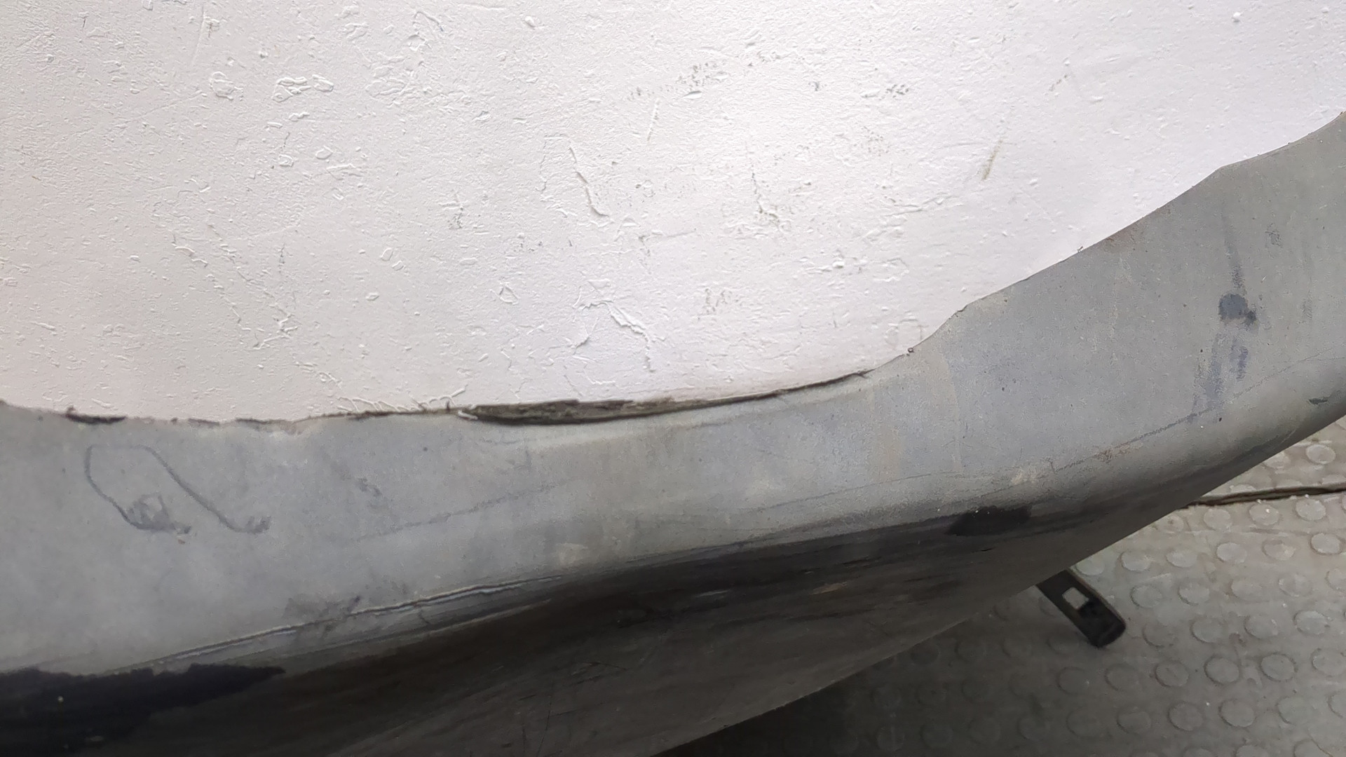 Крыло заднее правое