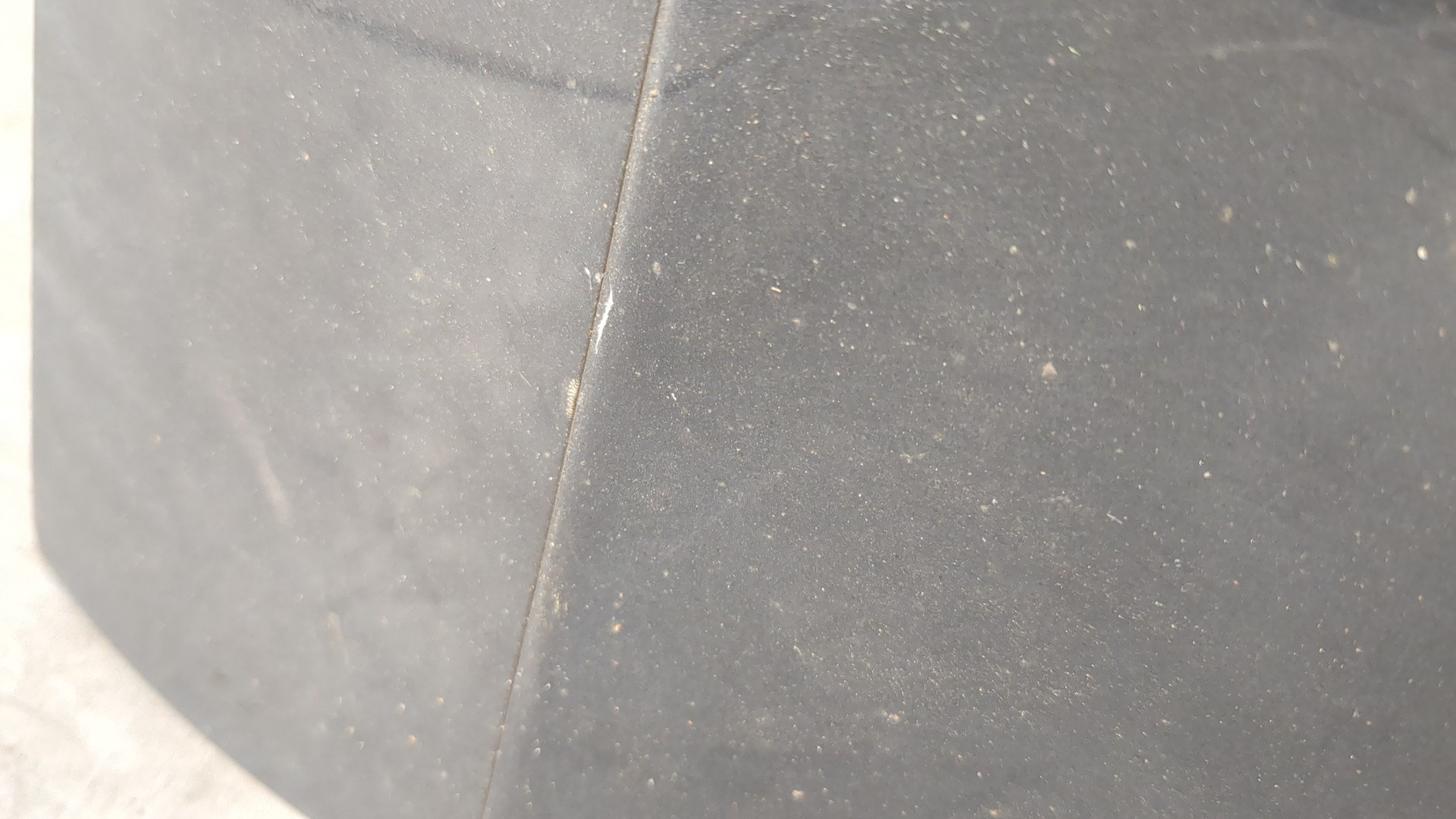 Крыло переднее левое