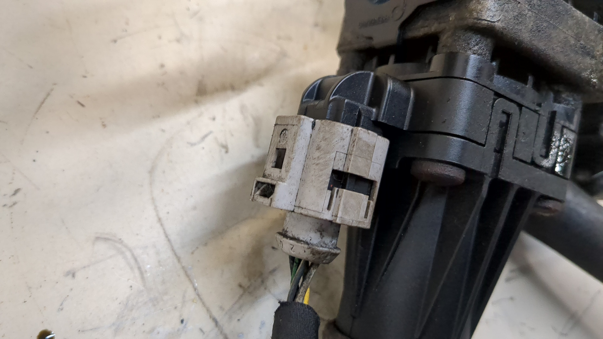 Клапан рециркуляции выхлопных газов (EGR)