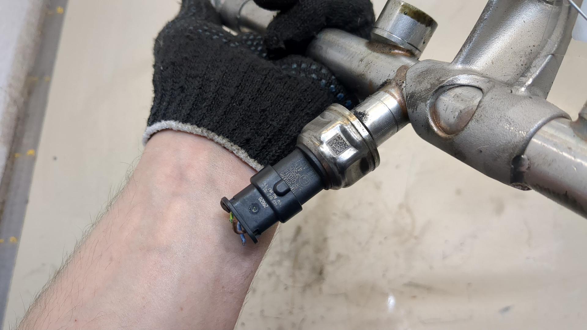 Рейка топливная (рампа)