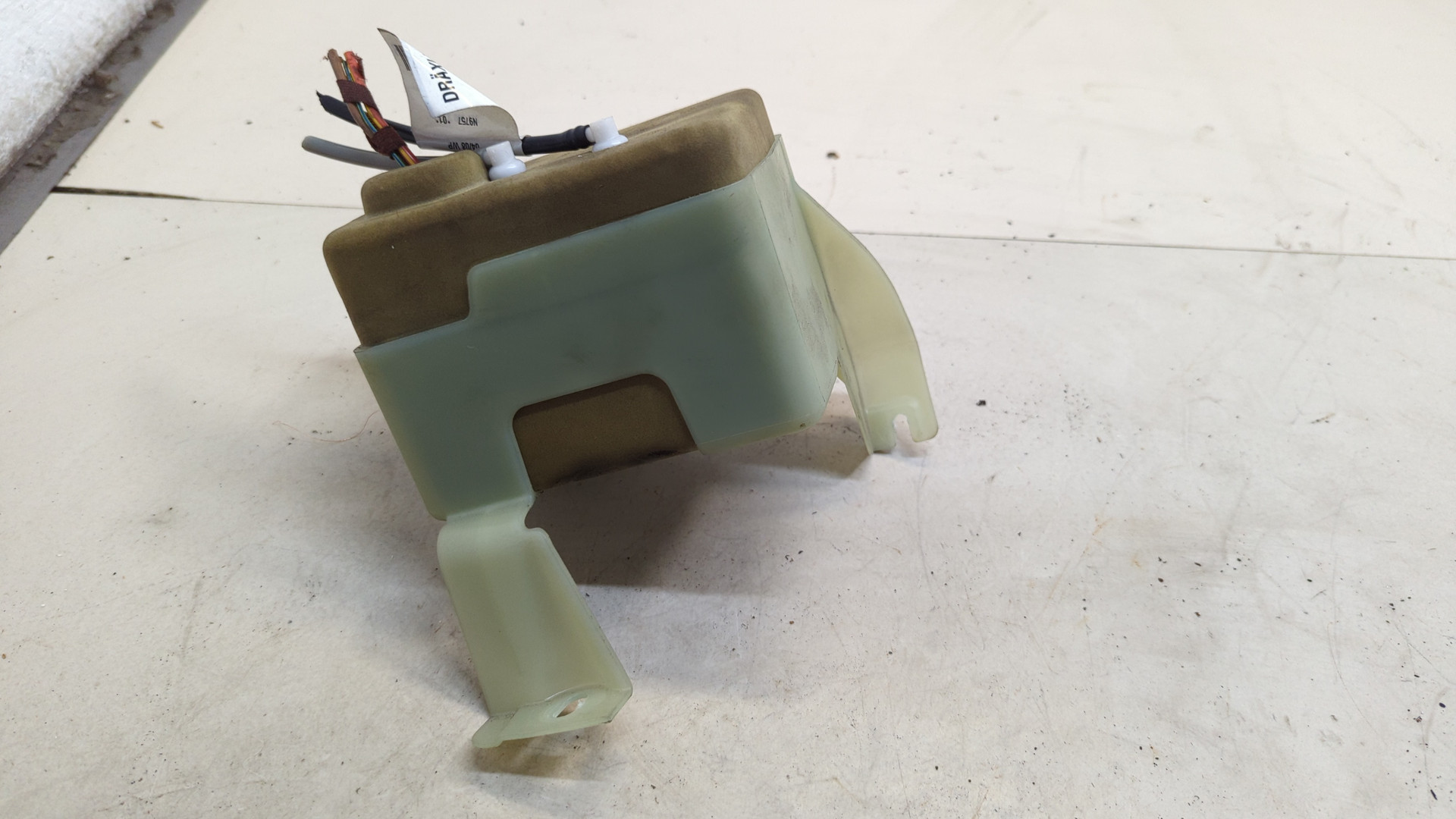 Вакуумное устройство системы центрального замка