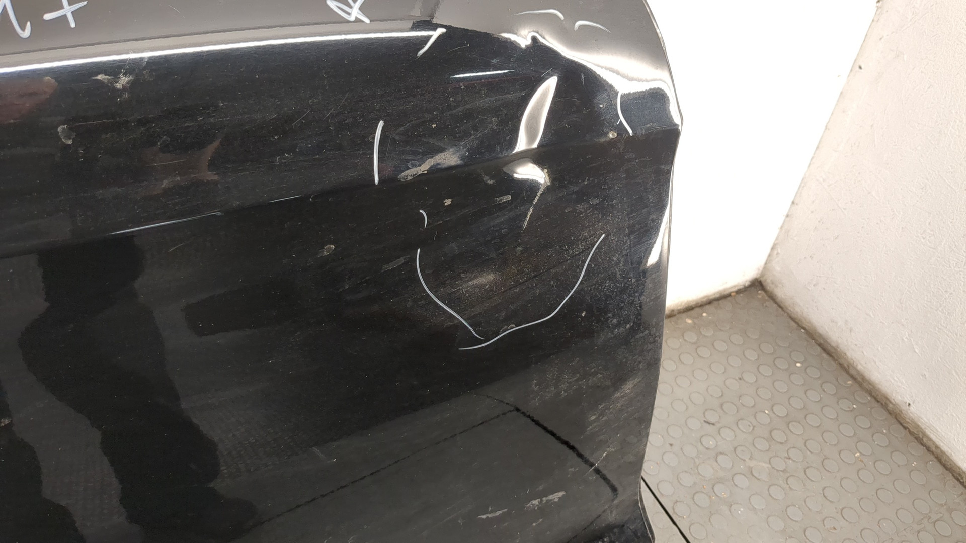 Дверь задняя правая