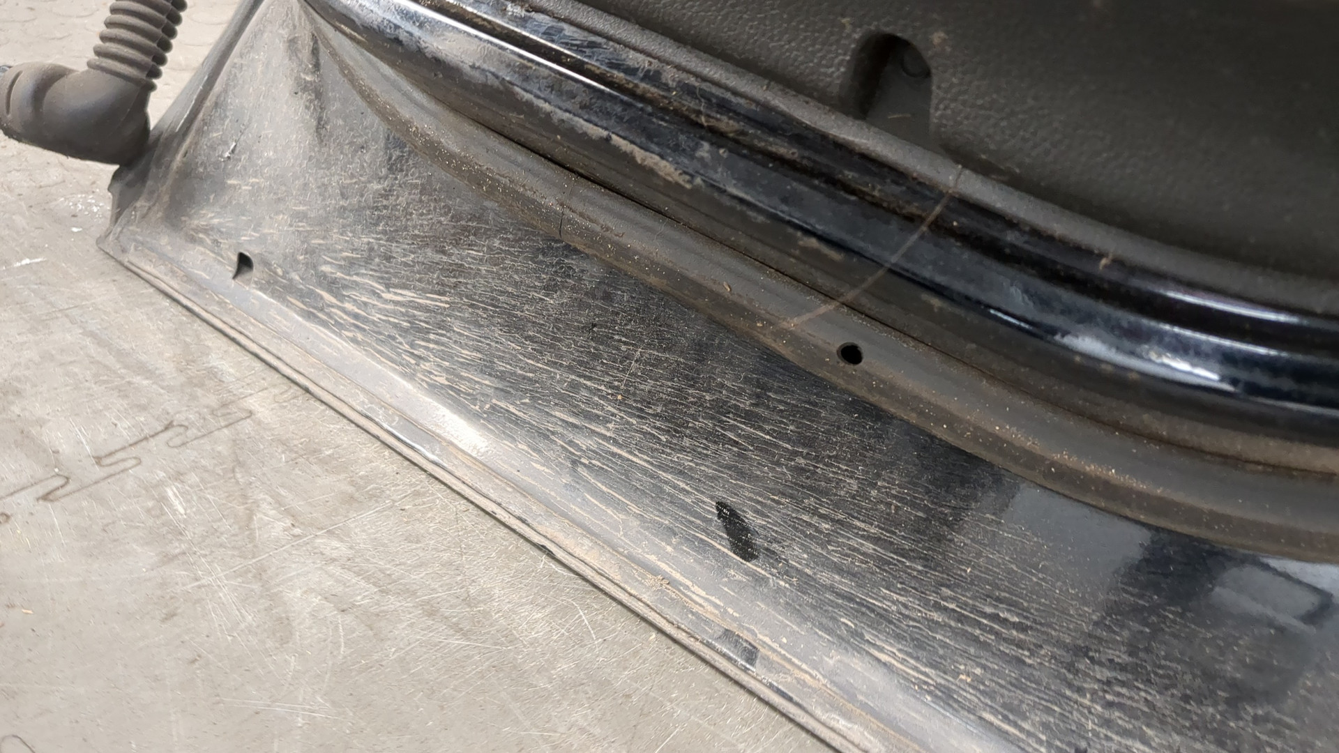 Дверь задняя правая