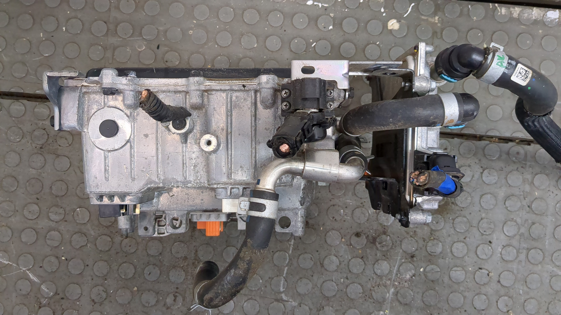 Преобразователь напряжения (адаптер)