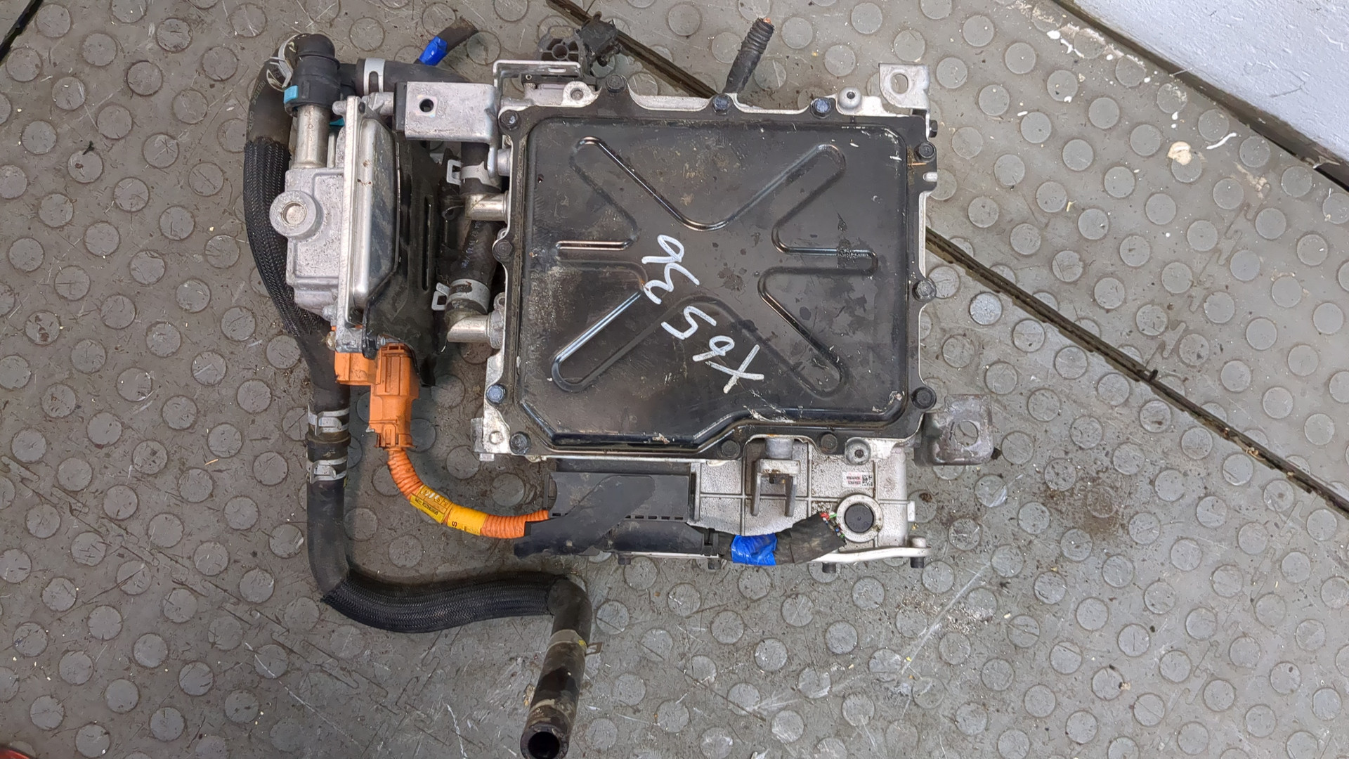 Преобразователь напряжения (адаптер)