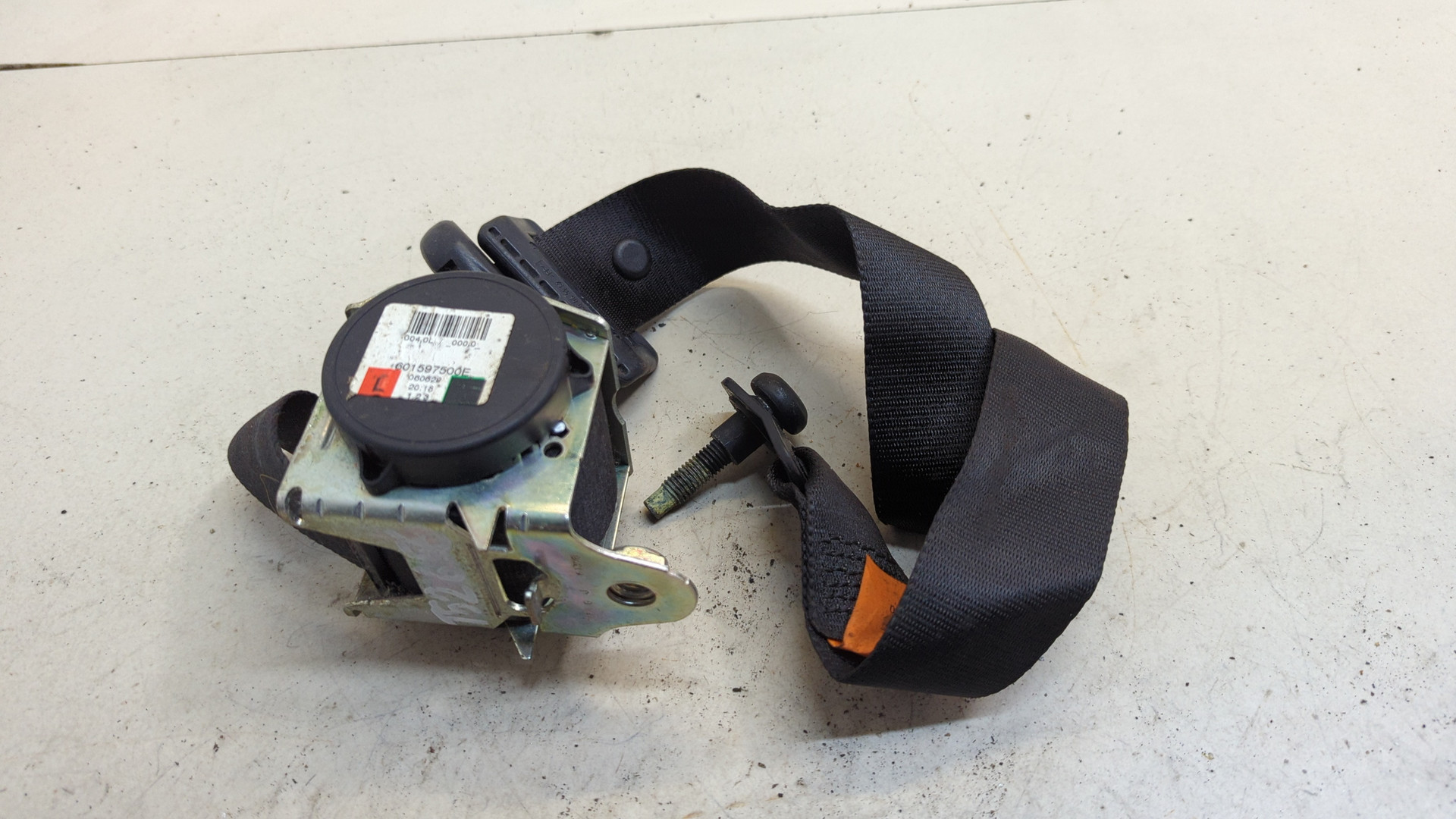 Ремень безопасности