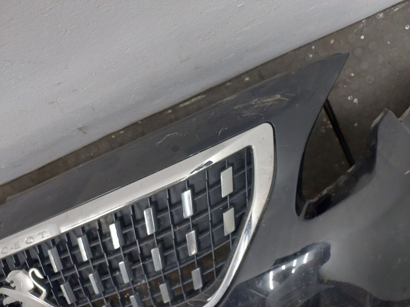 Бампер передний