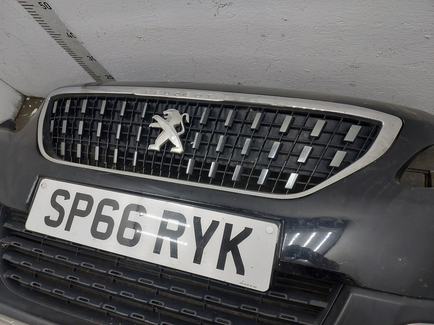 Бампер передний