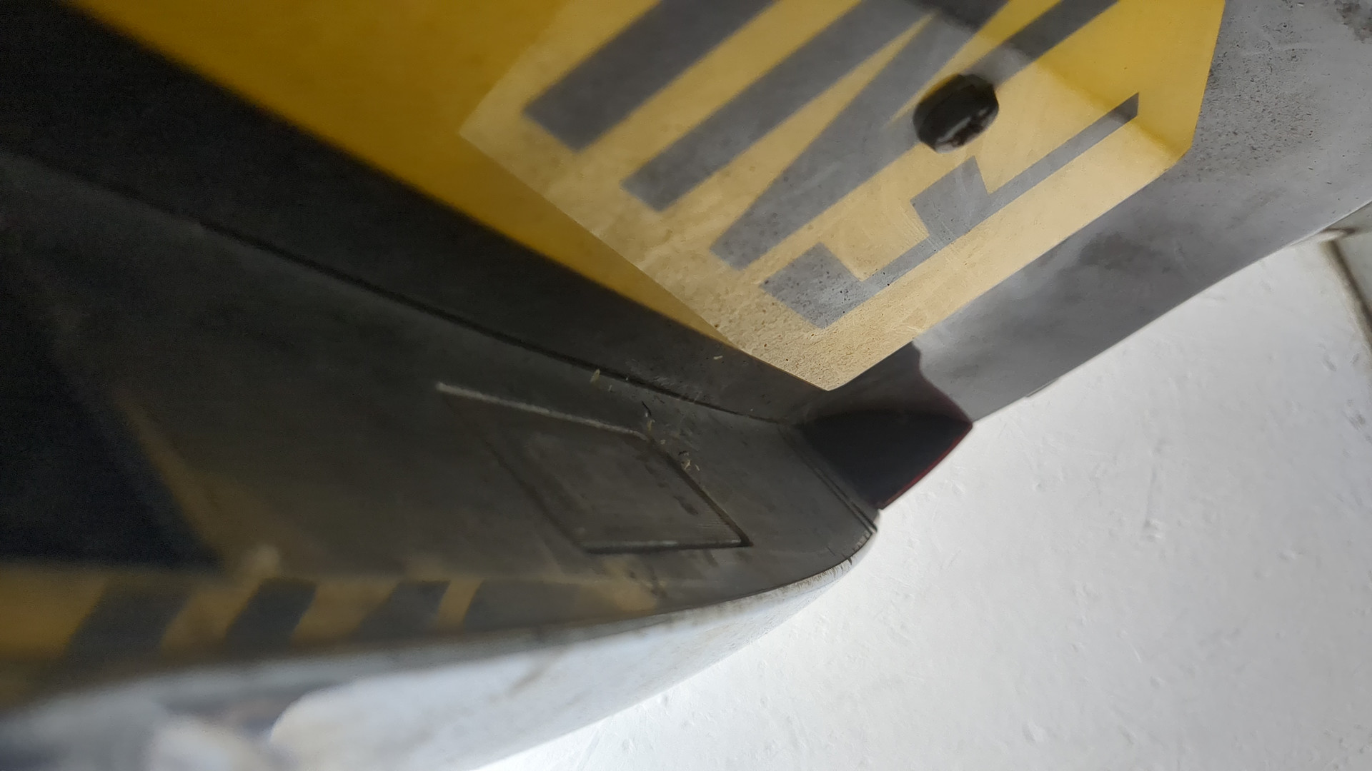 Дверь багажника