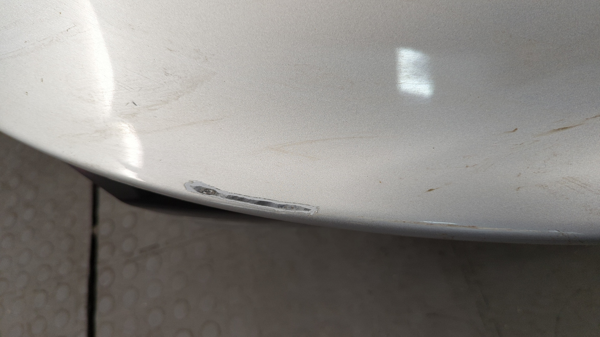 Дверь багажника