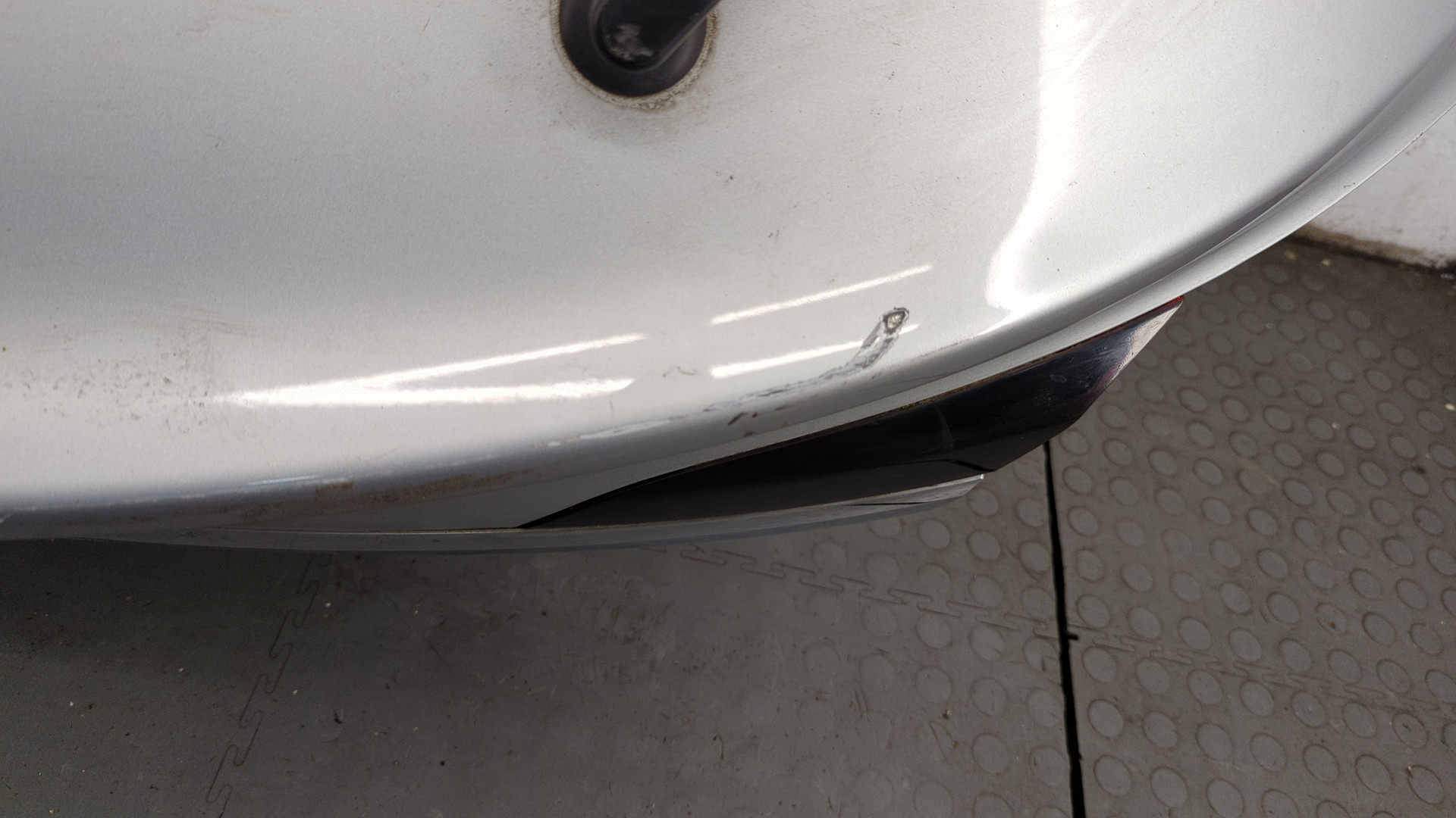 Дверь багажника