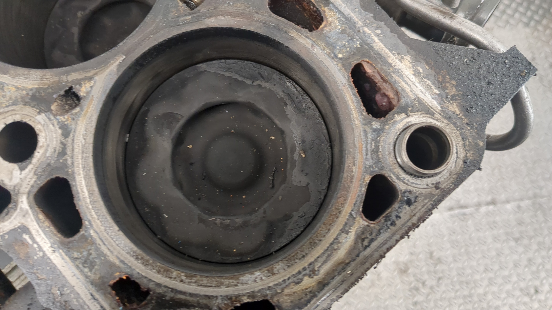 Блок двигателя