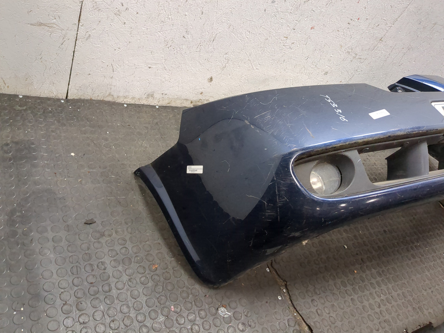 Бампер передний