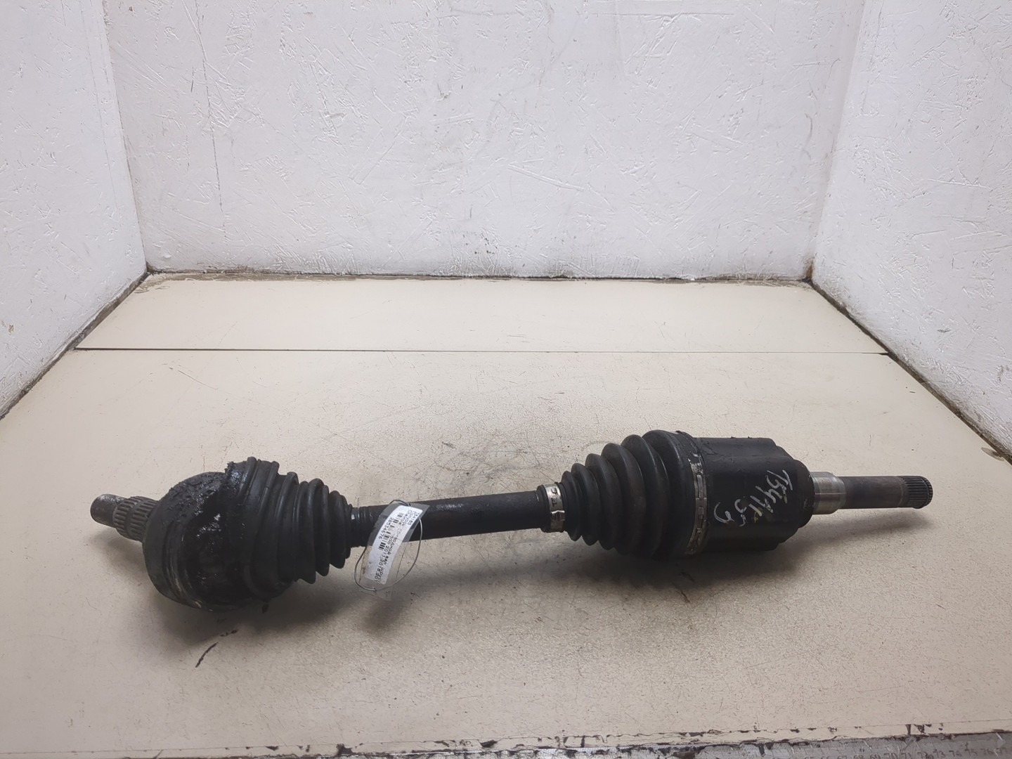 Полуось передняя правая