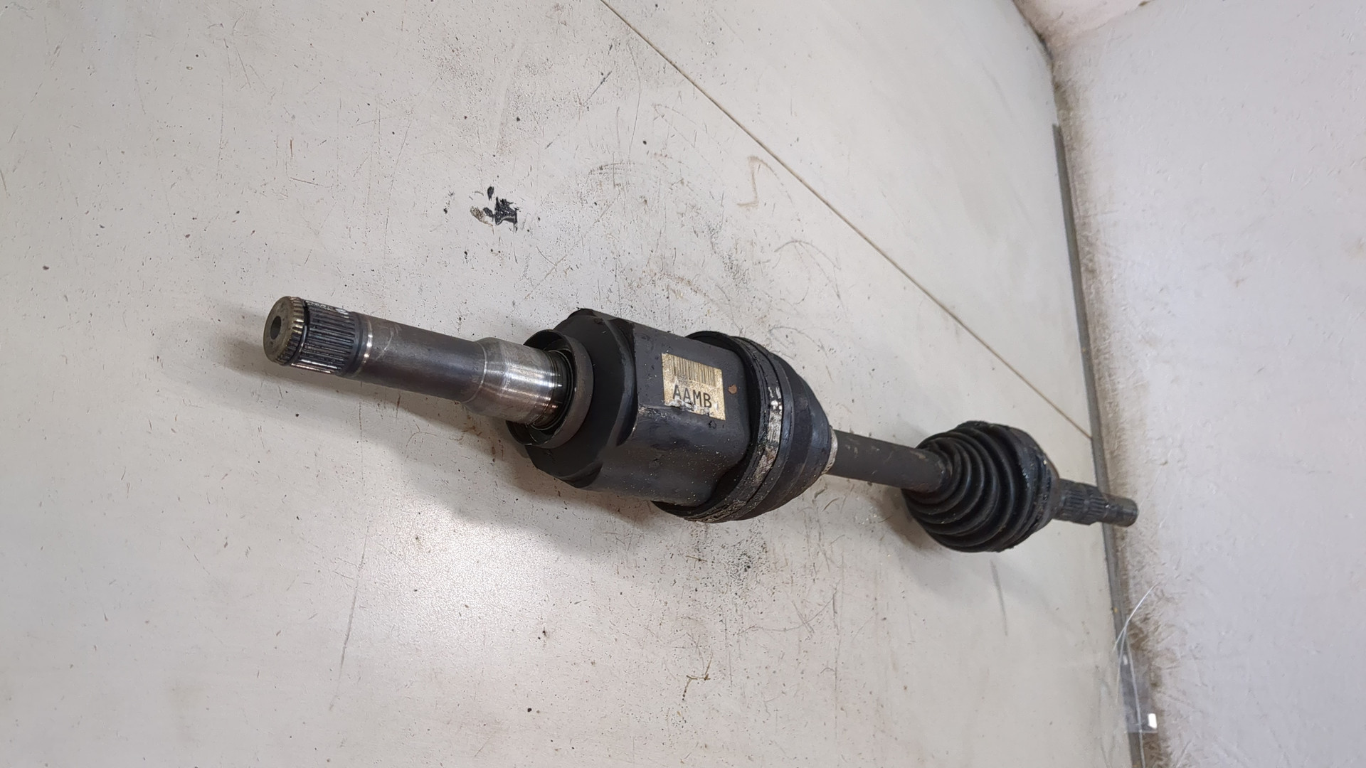 Полуось передняя правая