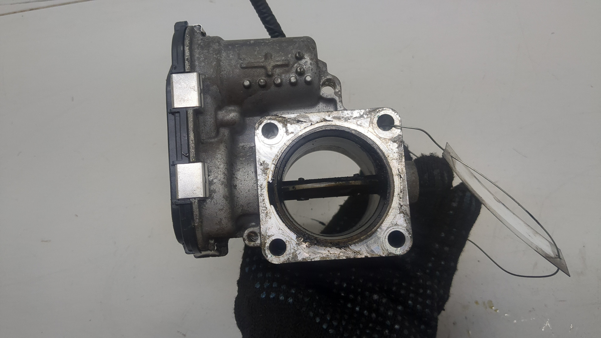 Заслонка дроссельная электрическая