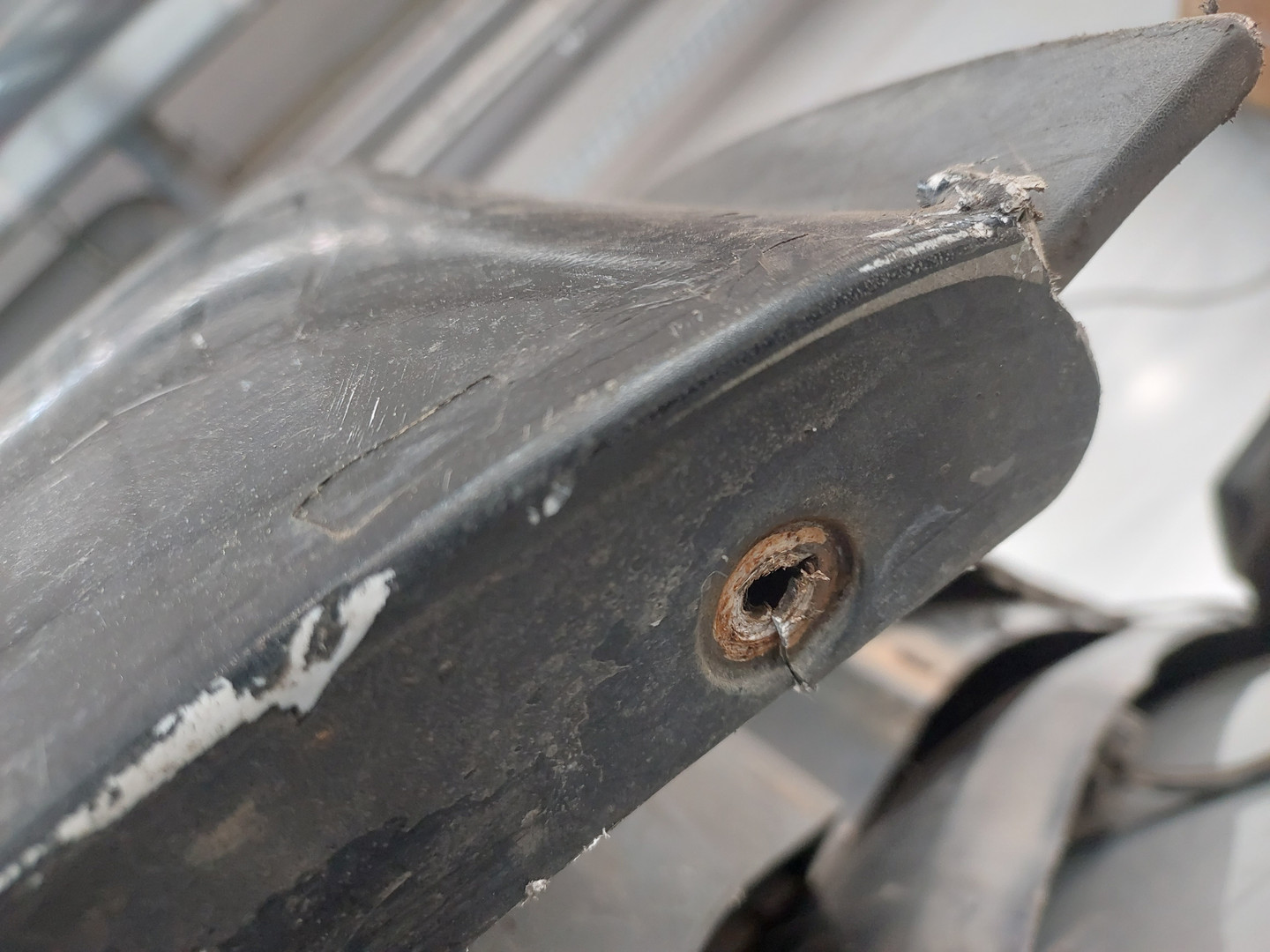 Бампер передний