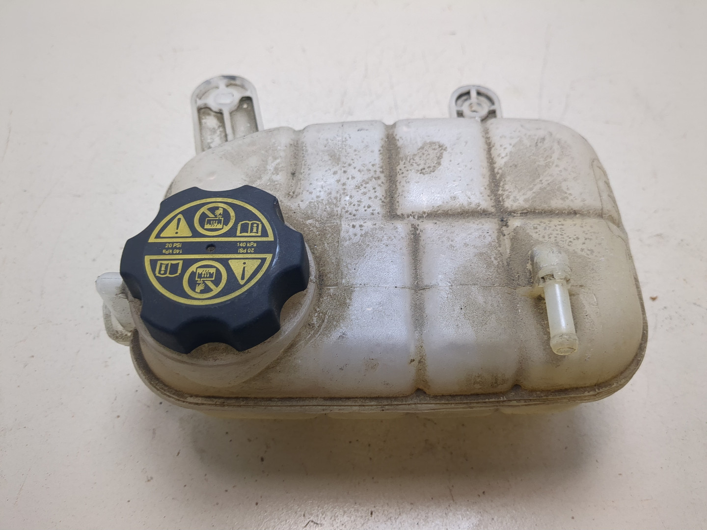 Бачок расширительный