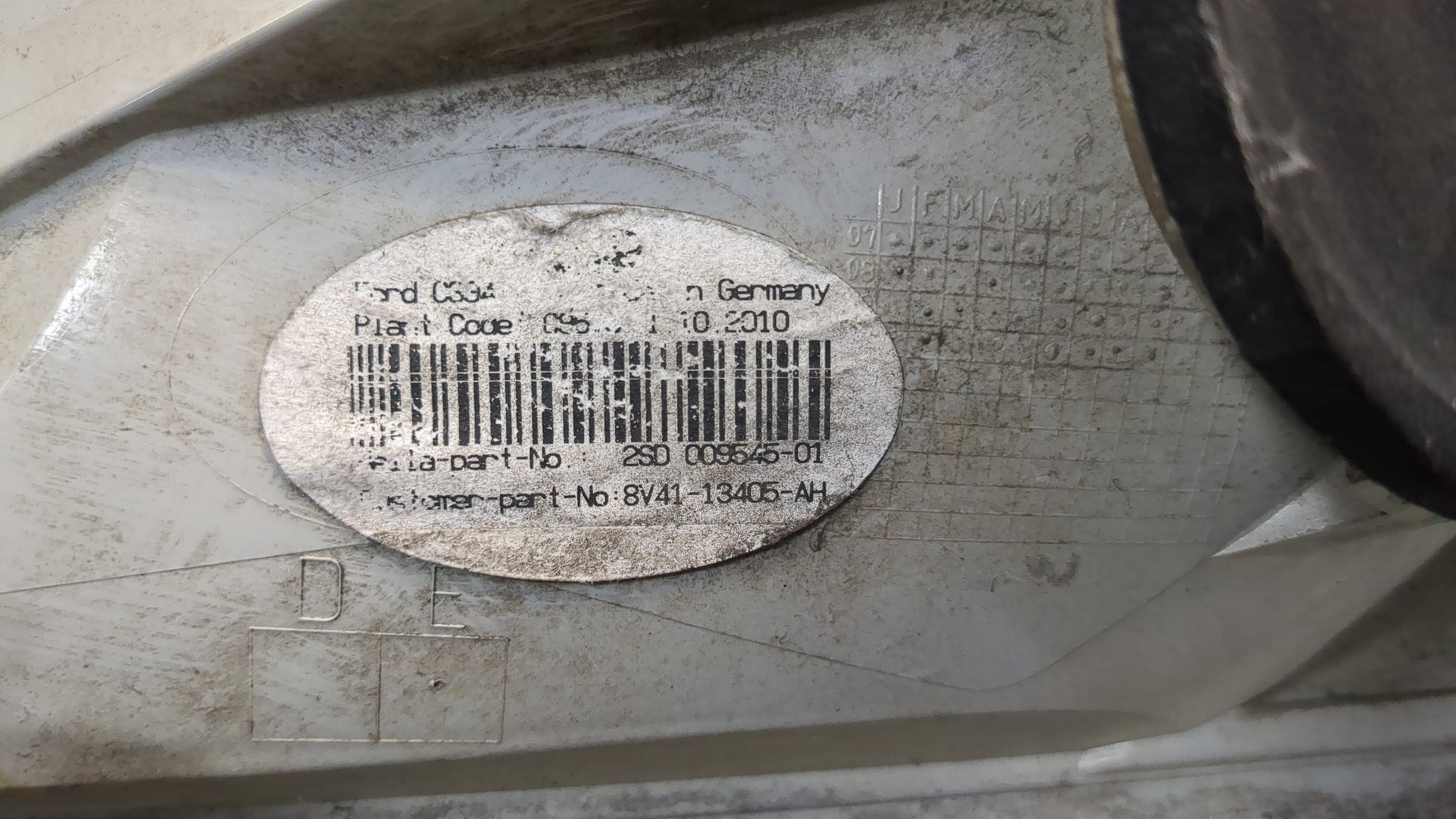 Фонарь задний левый