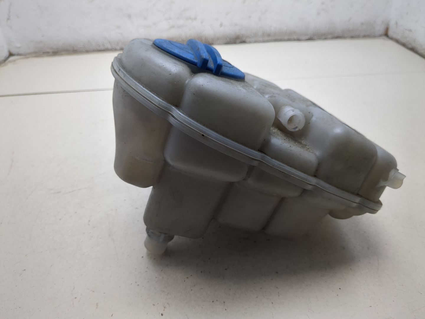 Бачок расширительный