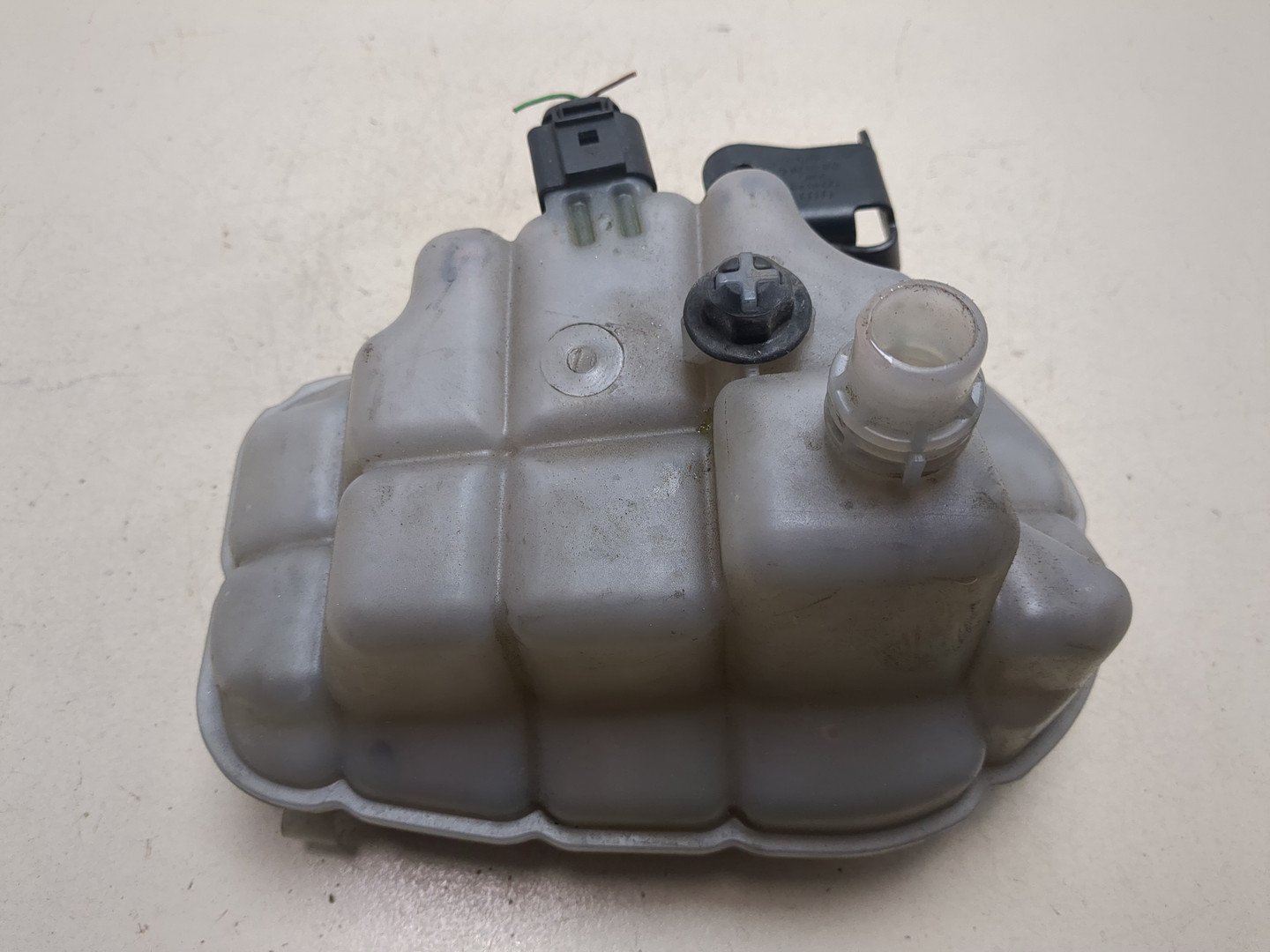 Бачок расширительный