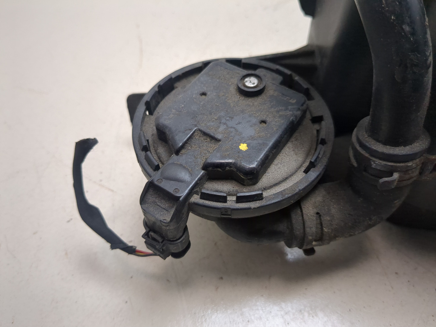 Абсорбер (фильтр угольный)