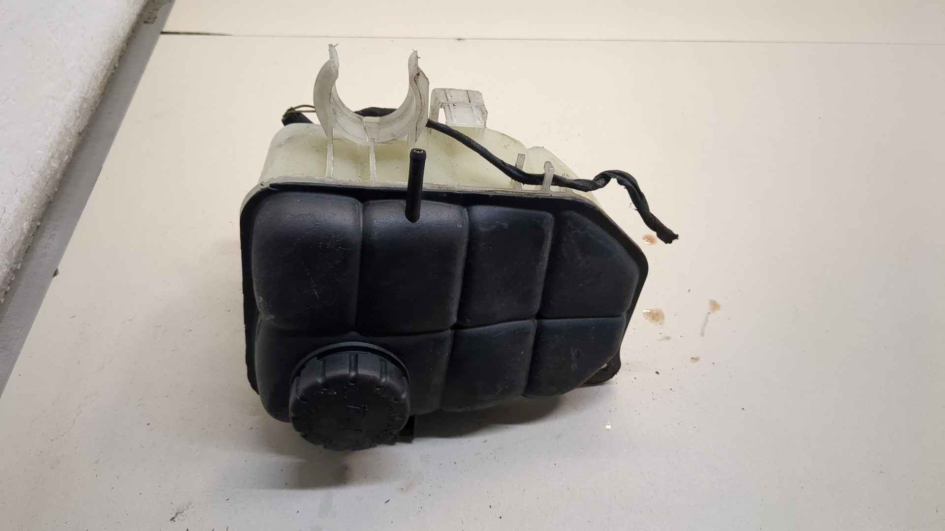 Бачок расширительный