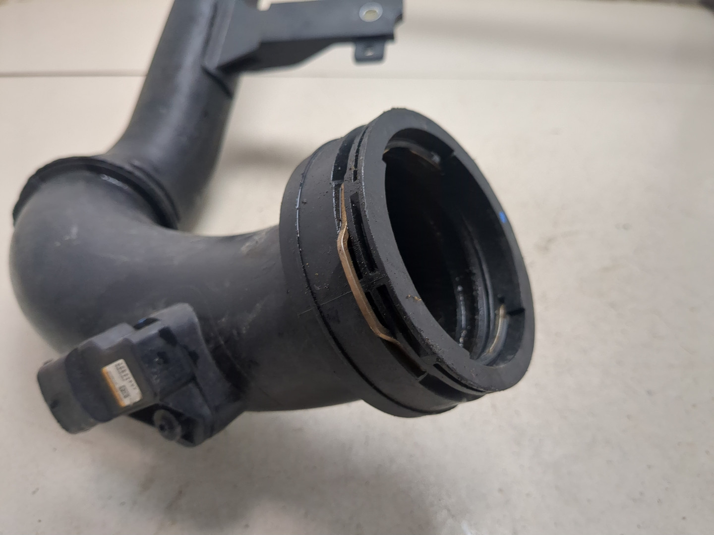 Патрубок интеркулера