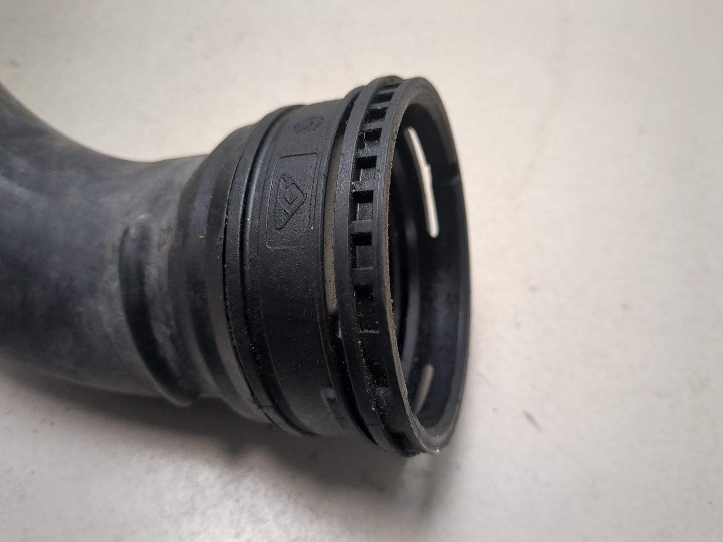 Патрубок интеркулера