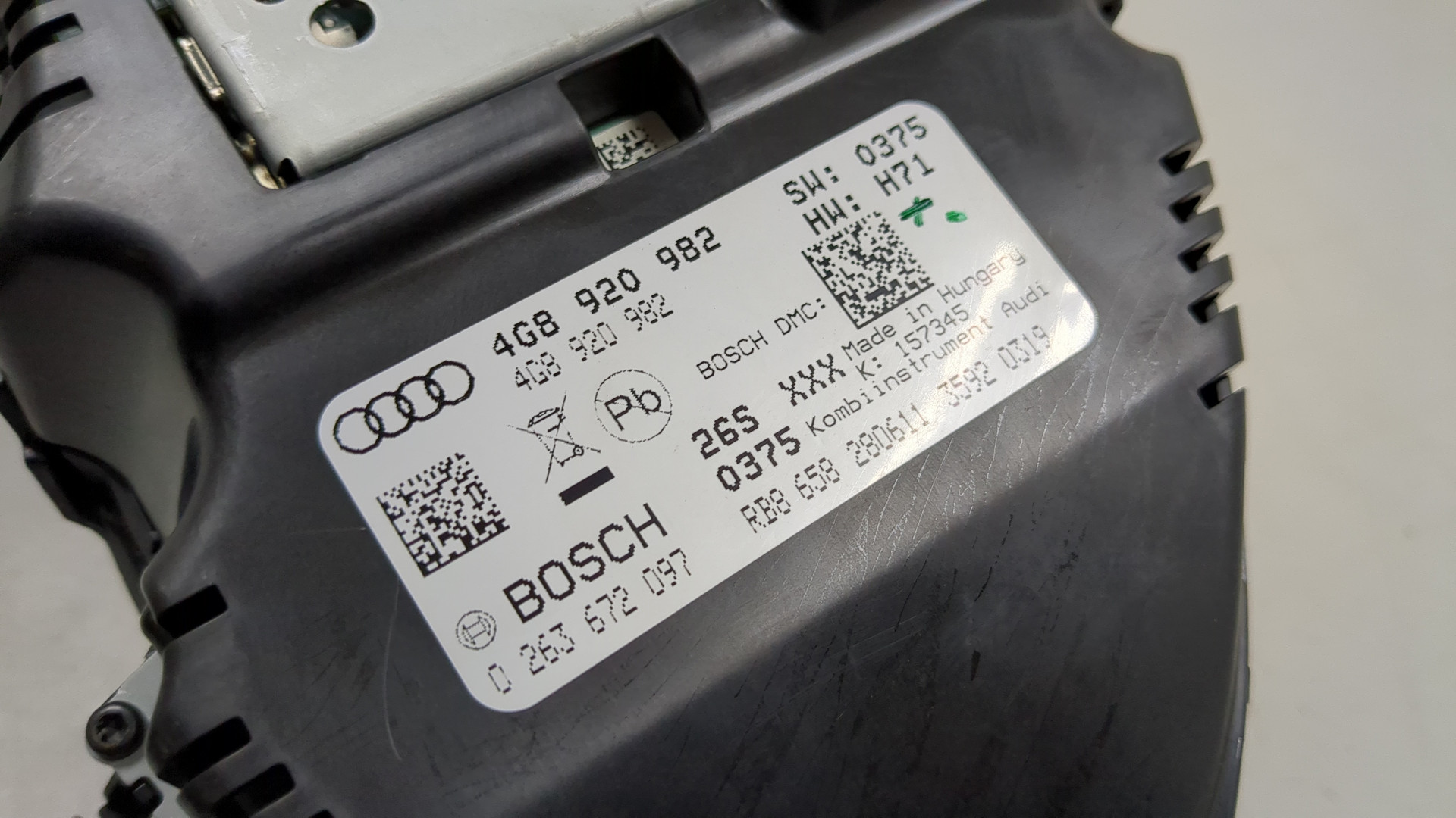 Панель приборов