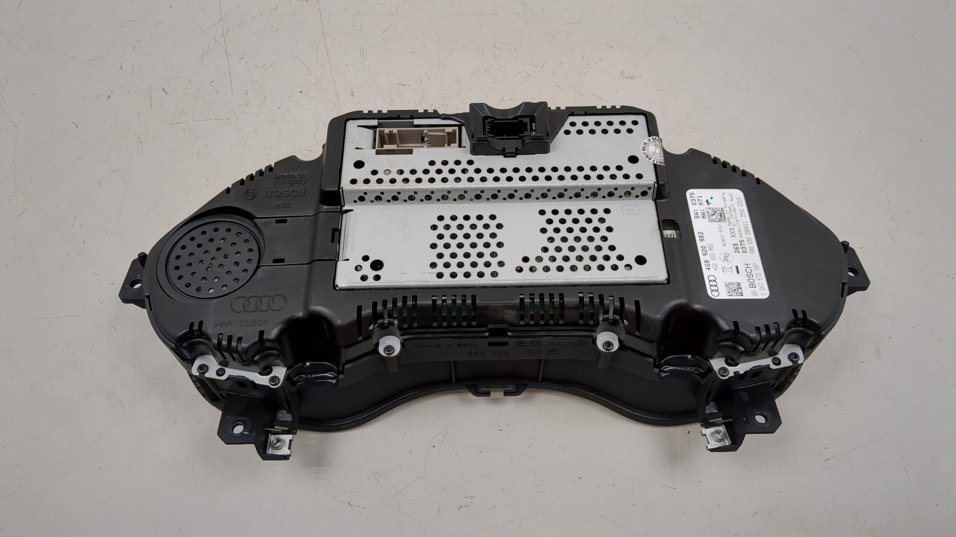 Панель приборов