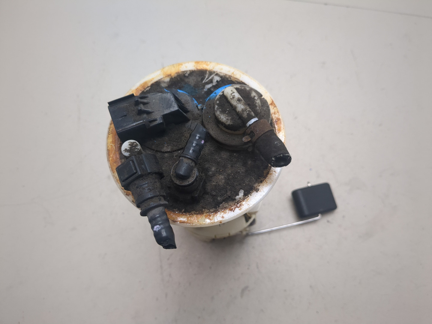 Насос топливный электрический