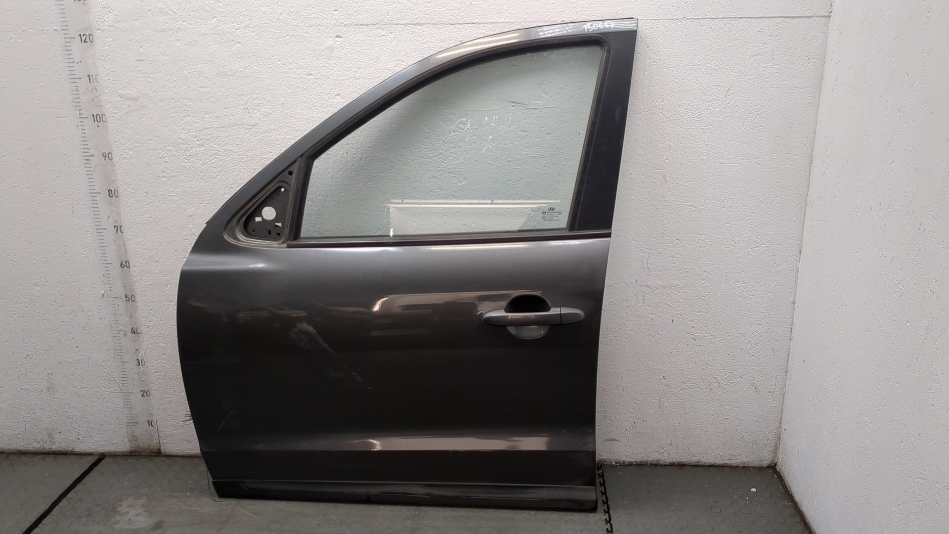 Дверь передняя левая