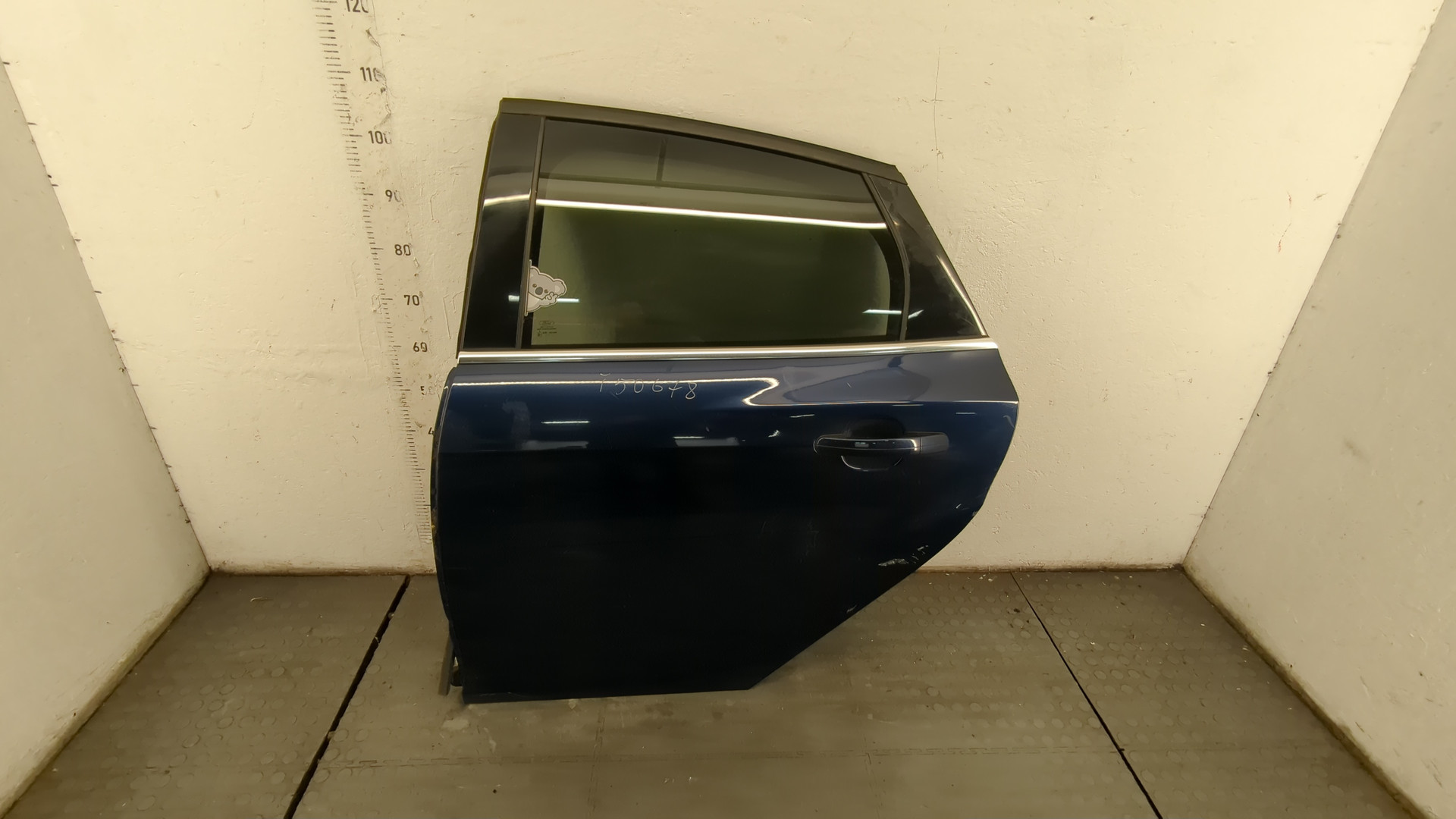 Дверь задняя левая