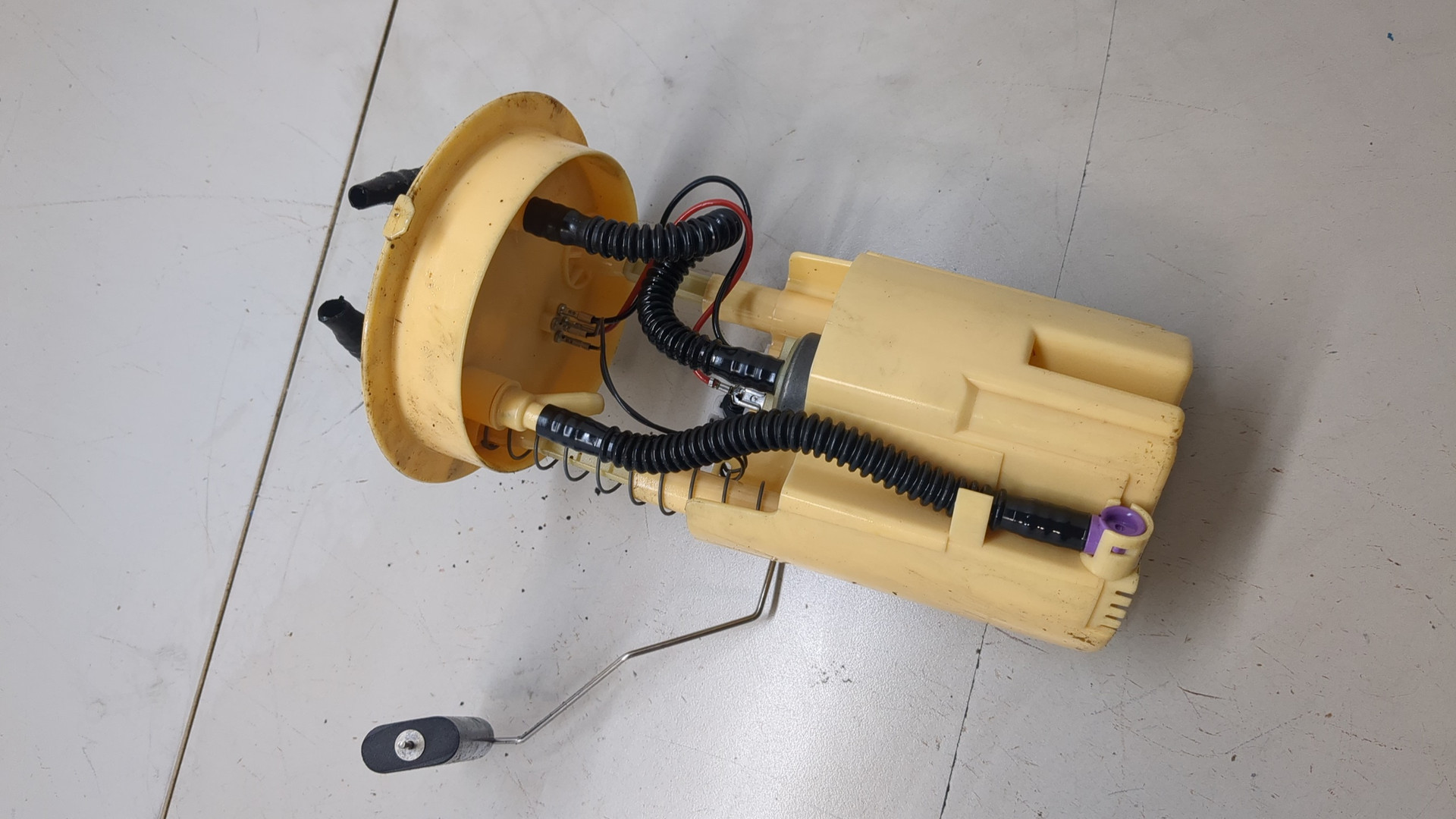 Насос топливный электрический