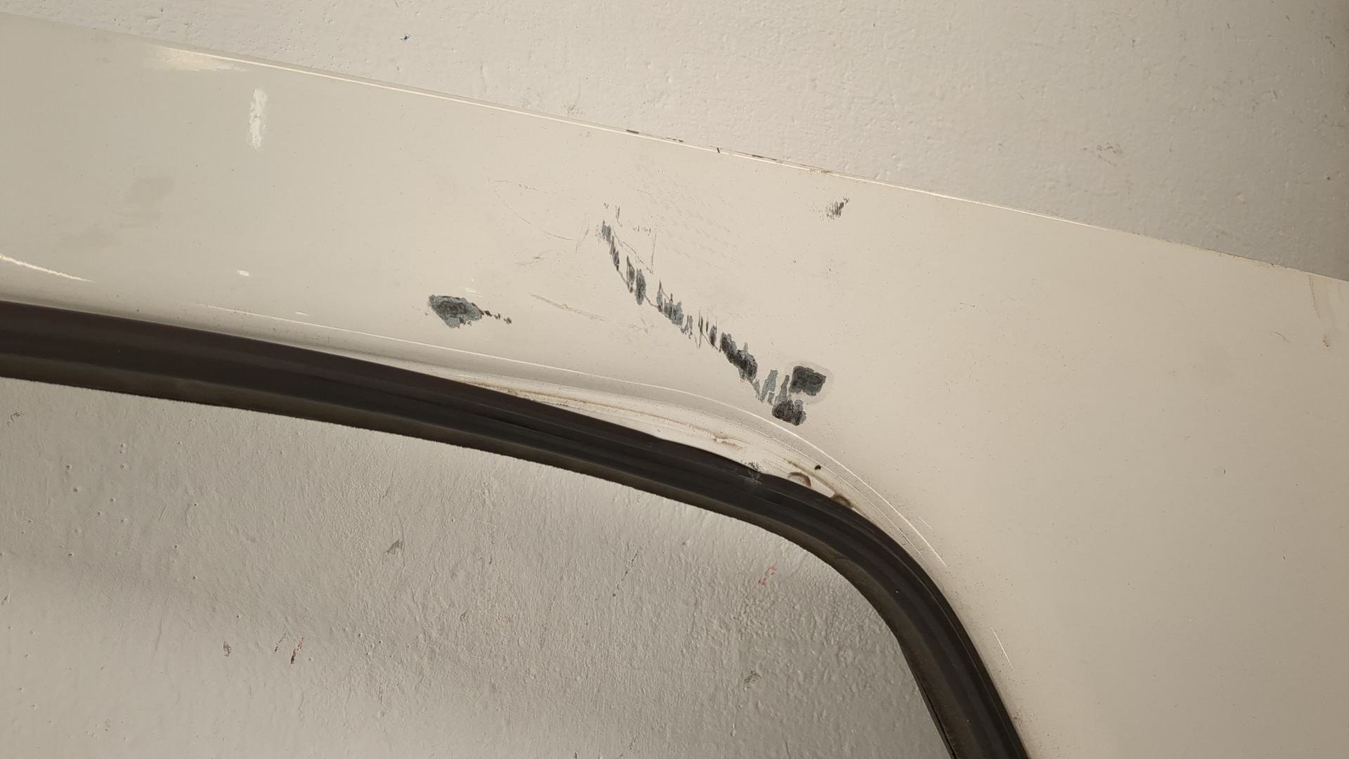 Дверь передняя левая