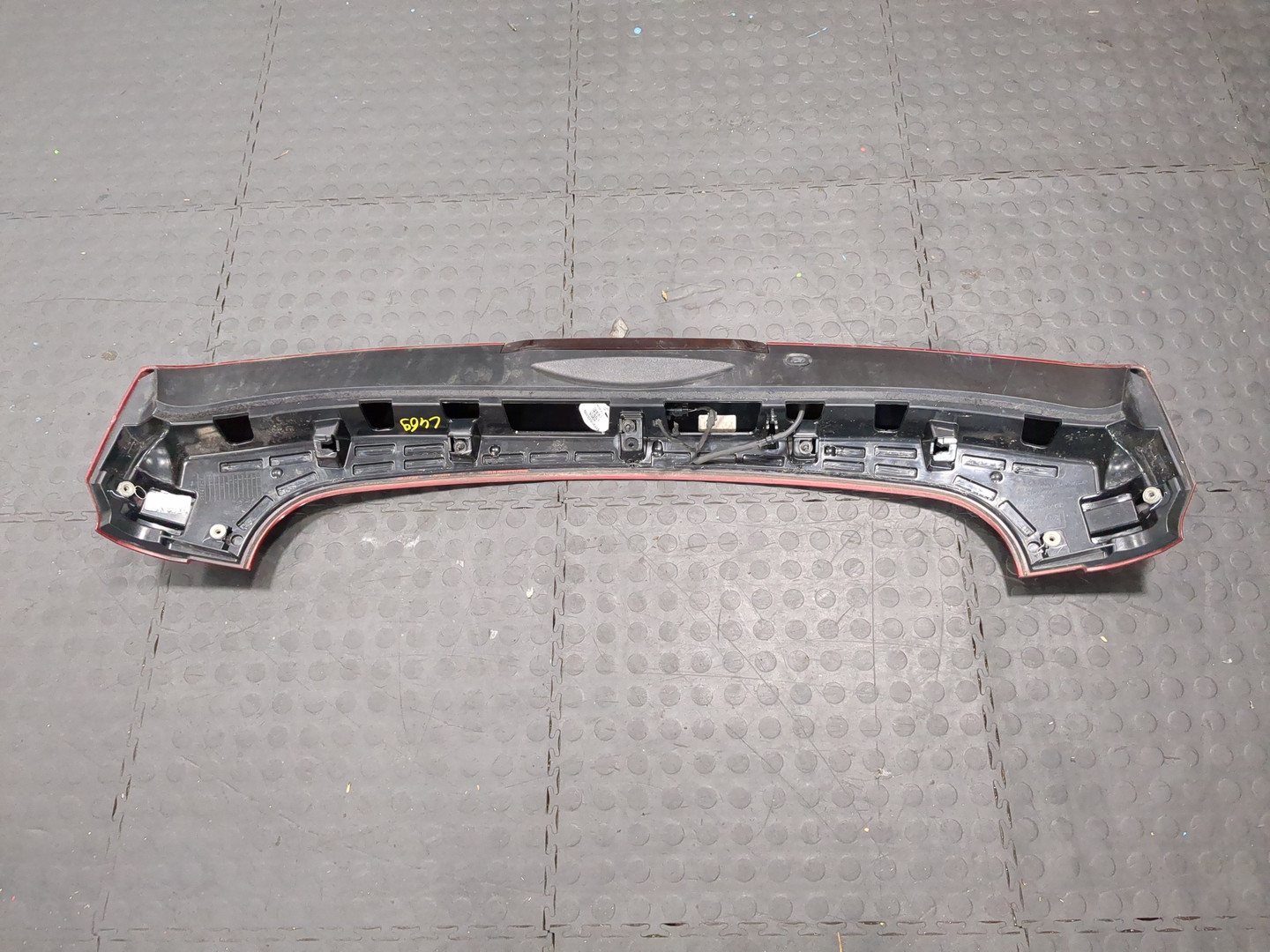 Спойлер переднего бампера