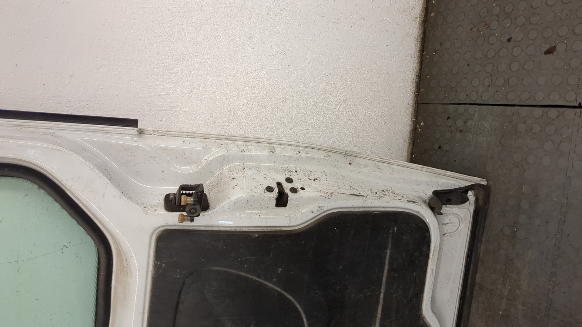 Дверь сдвижная