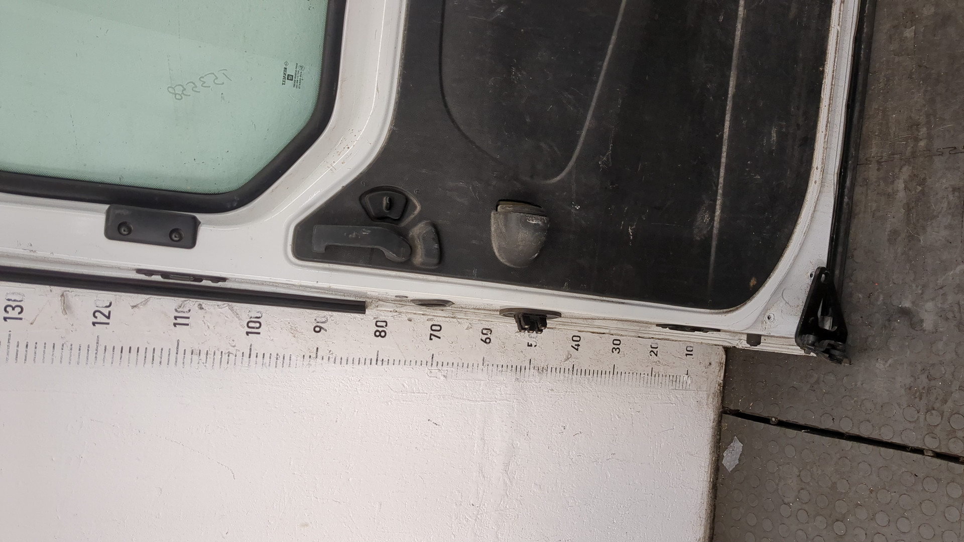 Дверь сдвижная