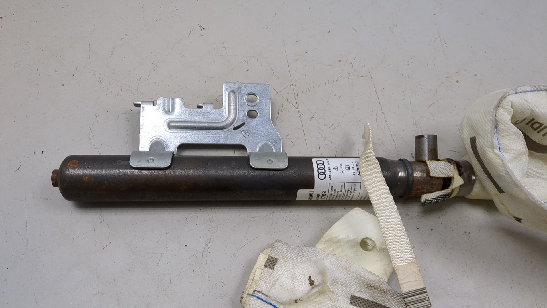 Подушка безопасности боковая (шторка)