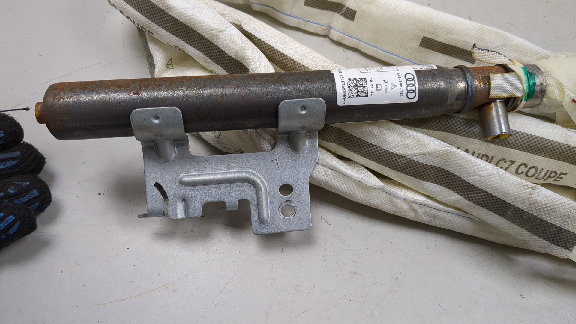 Подушка безопасности боковая (шторка)