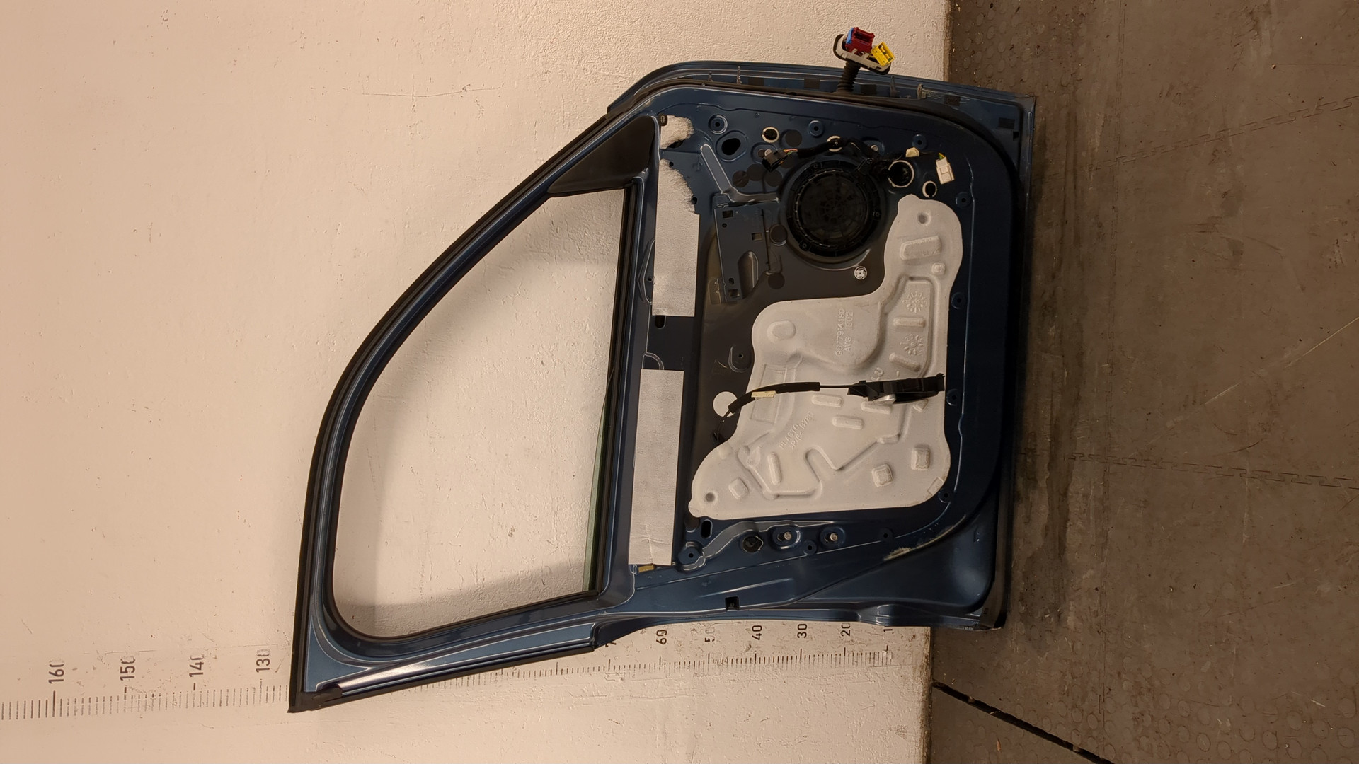 Дверь передняя левая