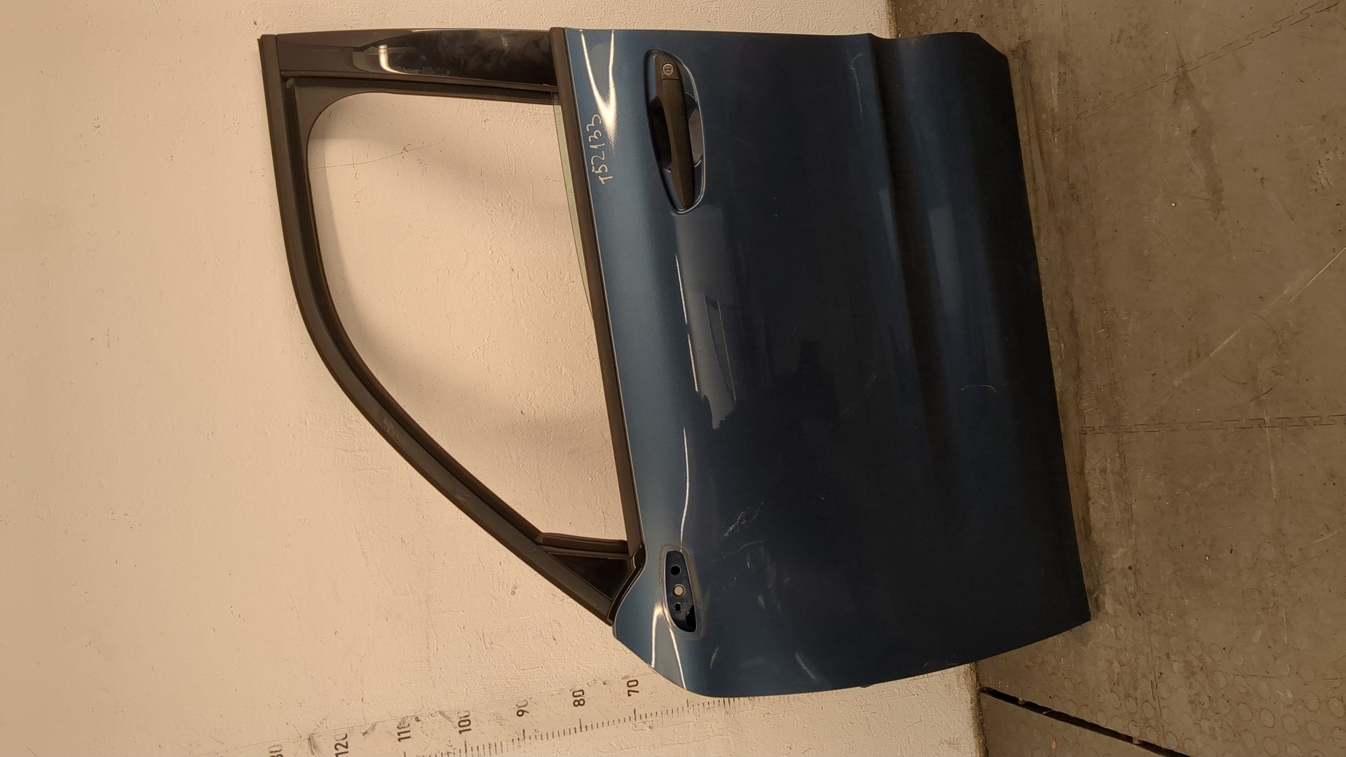 Дверь передняя левая